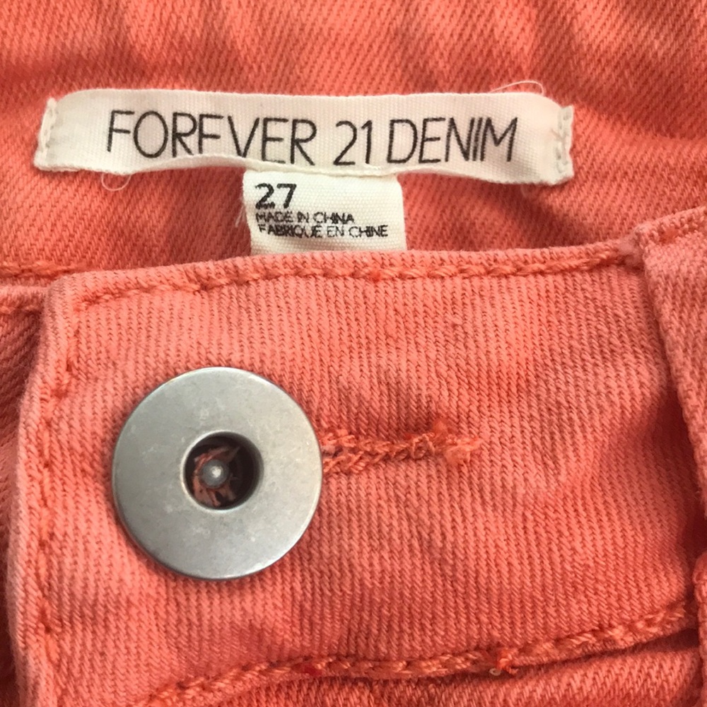 Pink shorts - Picture 3 of 3